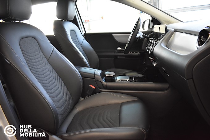 MERCEDES-BENZ B 180 d Automatic Sport